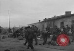 Image des prisonniers alliés Moosburg Allemagne, 1945, de la seconde 46 séquences d'archives historiques vidéo 65675049540