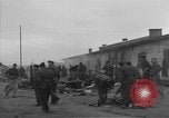 Image des prisonniers alliés Moosburg Allemagne, 1945, de la seconde 47 séquences d'archives historiques vidéo 65675049540