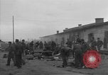 Image des prisonniers alliés Moosburg Allemagne, 1945, de la seconde 48 séquences d'archives historiques vidéo 65675049540
