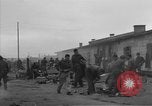 Image des prisonniers alliés Moosburg Allemagne, 1945, de la seconde 50 séquences d'archives historiques vidéo 65675049540