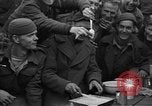 Image des prisonniers alliés Moosburg Allemagne, 1945, de la seconde 59 séquences d'archives historiques vidéo 65675049540