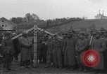 Standbild deutschen Gefangenen Langenzenn Deutschland, 1945, aus Sekunde 18 historischem Filmmaterial Videoclip 65675049541