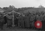 Standbild deutschen Gefangenen Langenzenn Deutschland, 1945, aus Sekunde 25 historischem Filmmaterial Videoclip 65675049541