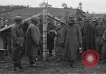 Standbild deutschen Gefangenen Langenzenn Deutschland, 1945, aus Sekunde 43 historischem Filmmaterial Videoclip 65675049541