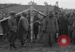Standbild deutschen Gefangenen Langenzenn Deutschland, 1945, aus Sekunde 44 historischem Filmmaterial Videoclip 65675049541