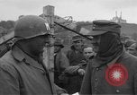 Standbild deutschen Gefangenen Langenzenn Deutschland, 1945, aus Sekunde 50 historischem Filmmaterial Videoclip 65675049541