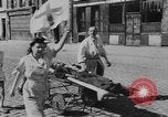Standbild errichten Barrikaden Paris Frankreich, 1944, aus Sekunde 21 historischem Filmmaterial Videoclip 65675049546