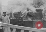 Standbild errichten Barrikaden Paris Frankreich, 1944, aus Sekunde 39 historischem Filmmaterial Videoclip 65675049546