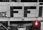 Standbild FFI round up Mitarbeiter Paris Frankreich, 1944, aus Sekunde 19 historischem Filmmaterial Videoclip 65675049547