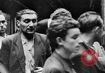 Standbild FFI round up Mitarbeiter Paris Frankreich, 1944, aus Sekunde 24 historischem Filmmaterial Videoclip 65675049547