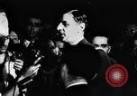 Standbild General Charles de Gaulle Paris Frankreich, 1944, aus Sekunde 41 historischem Filmmaterial Videoclip 65675049551