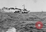 Standbild USA destroyer wenig Atlantik, 1918, aus Sekunde 24 historischem Filmmaterial Videoclip 65675049586