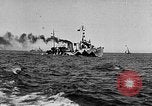 Standbild USA destroyer wenig Atlantik, 1918, aus Sekunde 27 historischem Filmmaterial Videoclip 65675049586