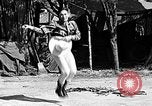 Standbild rope Tricks Hollywood Los Angeles California USA, 1930, aus Sekunde 3 historischem Filmmaterial Videoclip 65675049601