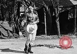 Standbild rope Tricks Hollywood Los Angeles California USA, 1930, aus Sekunde 11 historischem Filmmaterial Videoclip 65675049601