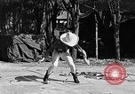 Standbild rope Tricks Hollywood Los Angeles California USA, 1930, aus Sekunde 13 historischem Filmmaterial Videoclip 65675049601