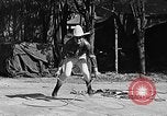 Standbild rope Tricks Hollywood Los Angeles California USA, 1930, aus Sekunde 14 historischem Filmmaterial Videoclip 65675049601