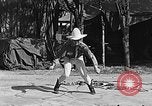 Standbild rope Tricks Hollywood Los Angeles California USA, 1930, aus Sekunde 18 historischem Filmmaterial Videoclip 65675049601