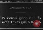 Standbild Hochzeit Sarasota Florida USA, 1930, aus Sekunde 4 historischem Filmmaterial Videoclip 65675049603