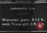 Standbild Hochzeit Sarasota Florida USA, 1930, aus Sekunde 6 historischem Filmmaterial Videoclip 65675049603