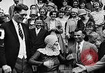Standbild Hochzeit Sarasota Florida USA, 1930, aus Sekunde 24 historischem Filmmaterial Videoclip 65675049603