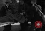 Immagine di Ambulanza Londra Inghilterra Regno Unito, 1940, secondo 12 filmato di repertorio 65675049611