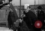 Immagine di Si è schiantato Messerschmitt Me109 aeromobile Londra Inghilterra Regno Unito, 1940, secondo 35 filmato di repertorio 65675049620