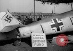 Standbild Messerschmitt Me-109 Flugzeuge London England, 1940, aus Sekunde 13 historischem Filmmaterial Videoclip 65675049621