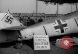 Standbild Messerschmitt Me-109 Flugzeuge London England, 1940, aus Sekunde 16 historischem Filmmaterial Videoclip 65675049621