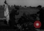 Image salvage équipage Royaume-Uni, 1940, de la seconde 5 séquences d'archives historiques vidéo 65675049622