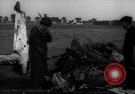 Image salvage équipage Royaume-Uni, 1940, de la seconde 8 séquences d'archives historiques vidéo 65675049622
