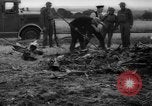 Image salvage équipage Royaume-Uni, 1940, de la seconde 28 séquences d'archives historiques vidéo 65675049622