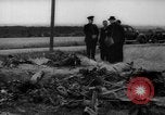 Image salvage équipage Royaume-Uni, 1940, de la seconde 37 séquences d'archives historiques vidéo 65675049622
