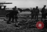 Image salvage équipage Royaume-Uni, 1940, de la seconde 41 séquences d'archives historiques vidéo 65675049622