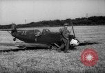 Standbild Messerschemitt deutsche Flugzeuge Vereinigtes Königreich, 1940, aus Sekunde 12 historischem Filmmaterial Videoclip 65675049623