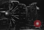 Standbild britischen shadow Factory für Flugzeuge Vereinigtes Königreich, 1940, aus Sekunde 13 historischem Filmmaterial Videoclip 65675049632