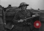 Standbild britische Flak Vereinigtes Königreich, 1940, aus Sekunde 5 historischem Filmmaterial Videoclip 65675049633