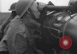 Standbild britische Flak Vereinigtes Königreich, 1940, aus Sekunde 17 historischem Filmmaterial Videoclip 65675049633