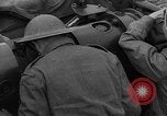 Standbild britische Flak Vereinigtes Königreich, 1940, aus Sekunde 21 historischem Filmmaterial Videoclip 65675049633