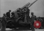 Standbild britische Flak Vereinigtes Königreich, 1940, aus Sekunde 38 historischem Filmmaterial Videoclip 65675049633