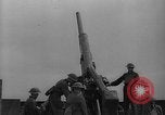 Standbild britische Flak Vereinigtes Königreich, 1940, aus Sekunde 47 historischem Filmmaterial Videoclip 65675049633