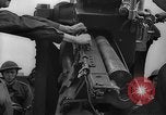 Standbild britische Flak Vereinigtes Königreich, 1940, aus Sekunde 55 historischem Filmmaterial Videoclip 65675049633