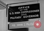 Immagine di John J Mccloy Germania, 1950, secondo 4 filmato di repertorio 65675049654