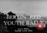 Immagine di Rally comunista Berlino Germania Est, 1950, secondo 4 filmato di repertorio 65675049655