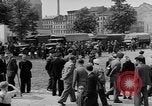 Immagine di Rally comunista Berlino Germania Est, 1950, secondo 12 filmato di repertorio 65675049655