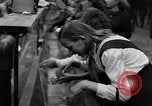 Immagine di Rally comunista Berlino Germania Est, 1950, secondo 29 filmato di repertorio 65675049655