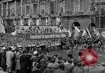 Immagine di Rally comunista Berlino Germania Est, 1950, secondo 61 filmato di repertorio 65675049655