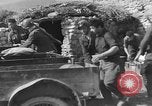 Immagine di Italiano truppe Quartermaster Tunisia Africa del Nord, 1943, secondo 20 filmato di repertorio 65675049661