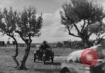 Immagine di Italiano truppe Quartermaster Tunisia Africa del Nord, 1943, secondo 33 filmato di repertorio 65675049661