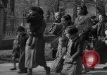 Image les réfugiés Luchon France, 1938, de la seconde 17 séquences d'archives historiques vidéo 65675049674